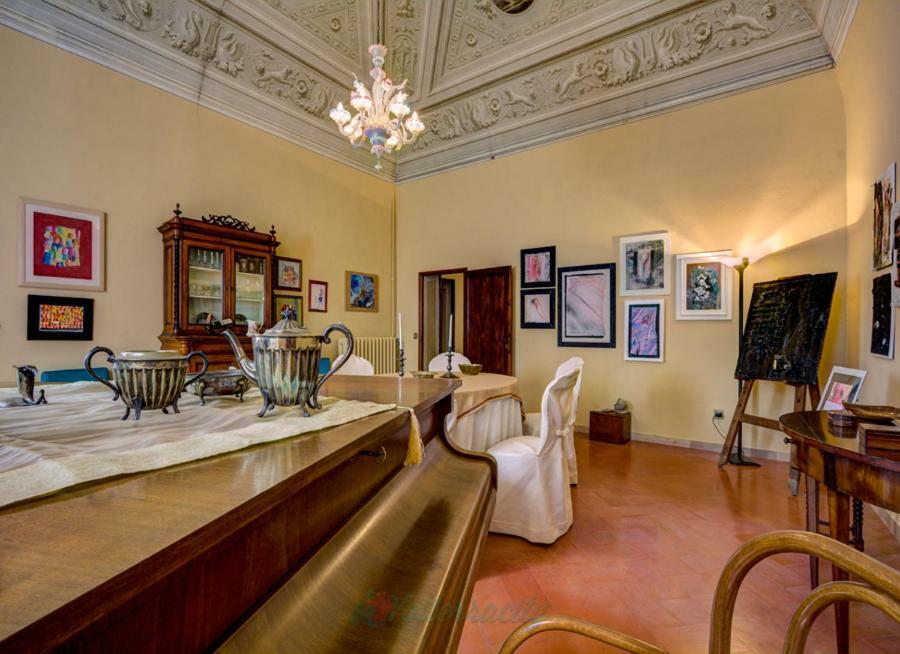 Residenza Storica Palazzo Ricciarelli Villa Volterra Exterior photo